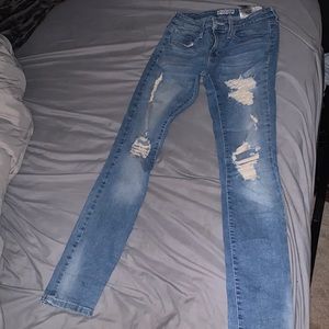 Light Wash Guess Jeans